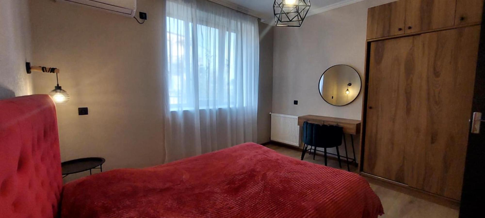 Guest House Theodora Кутаиси Экстерьер фото
