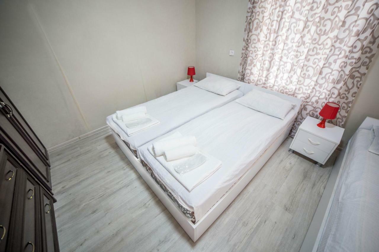 Guest House Theodora Кутаиси Экстерьер фото
